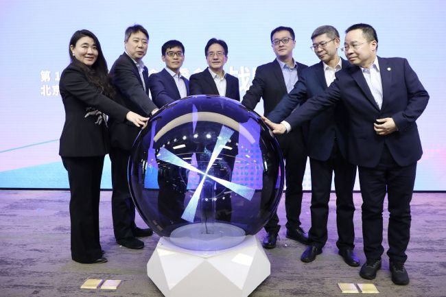 色噜噜成人综合网站